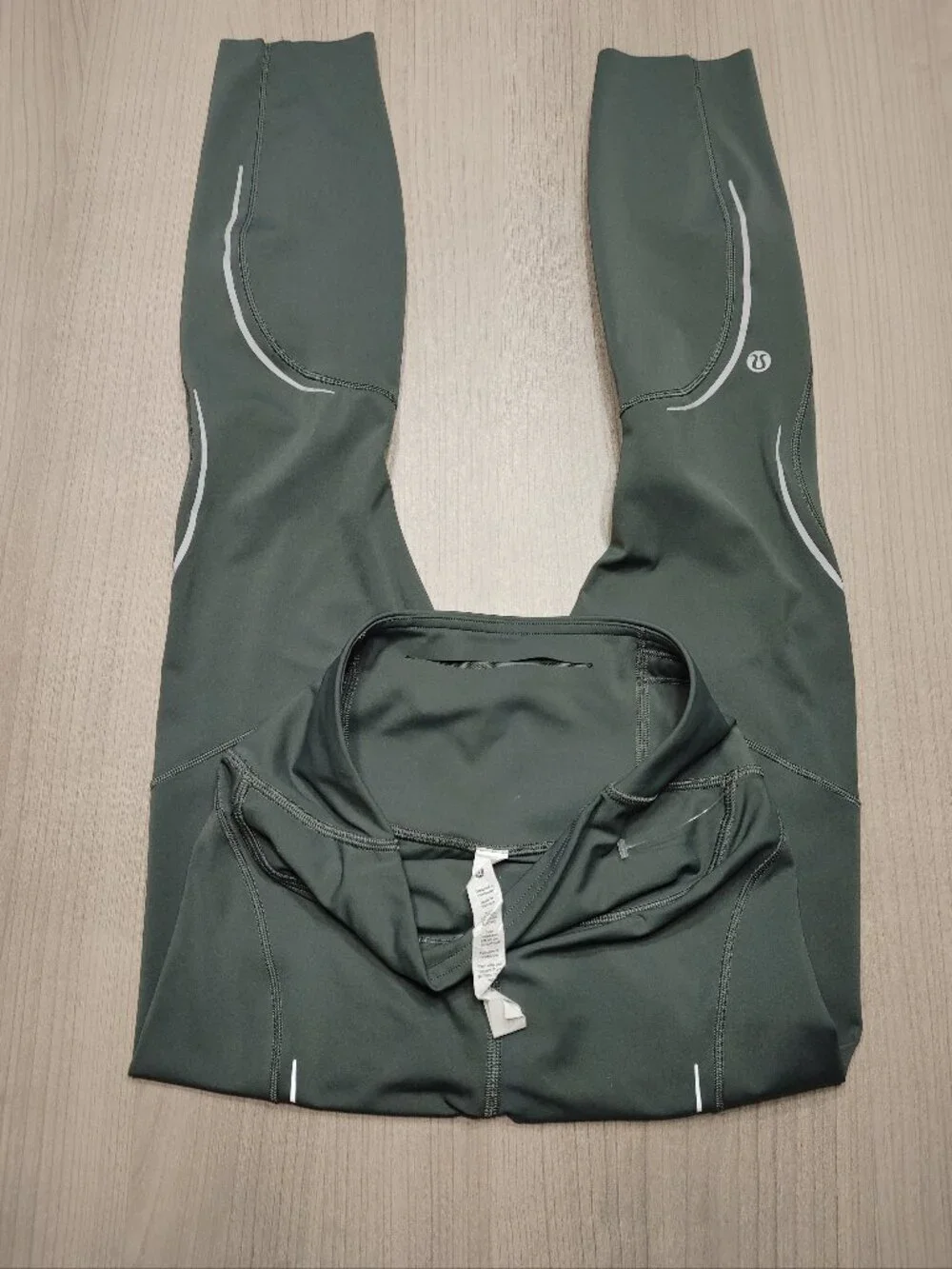 Women's Lululemon Base Pace High-Rise Reflective Tight 25